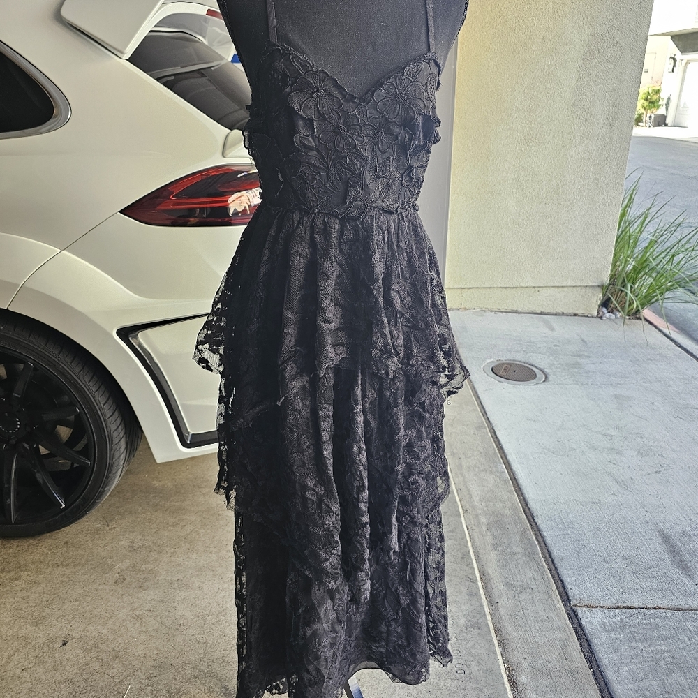 RARE FREE PEOPLE LACE TIERED DRESS - Picture 4 of 8